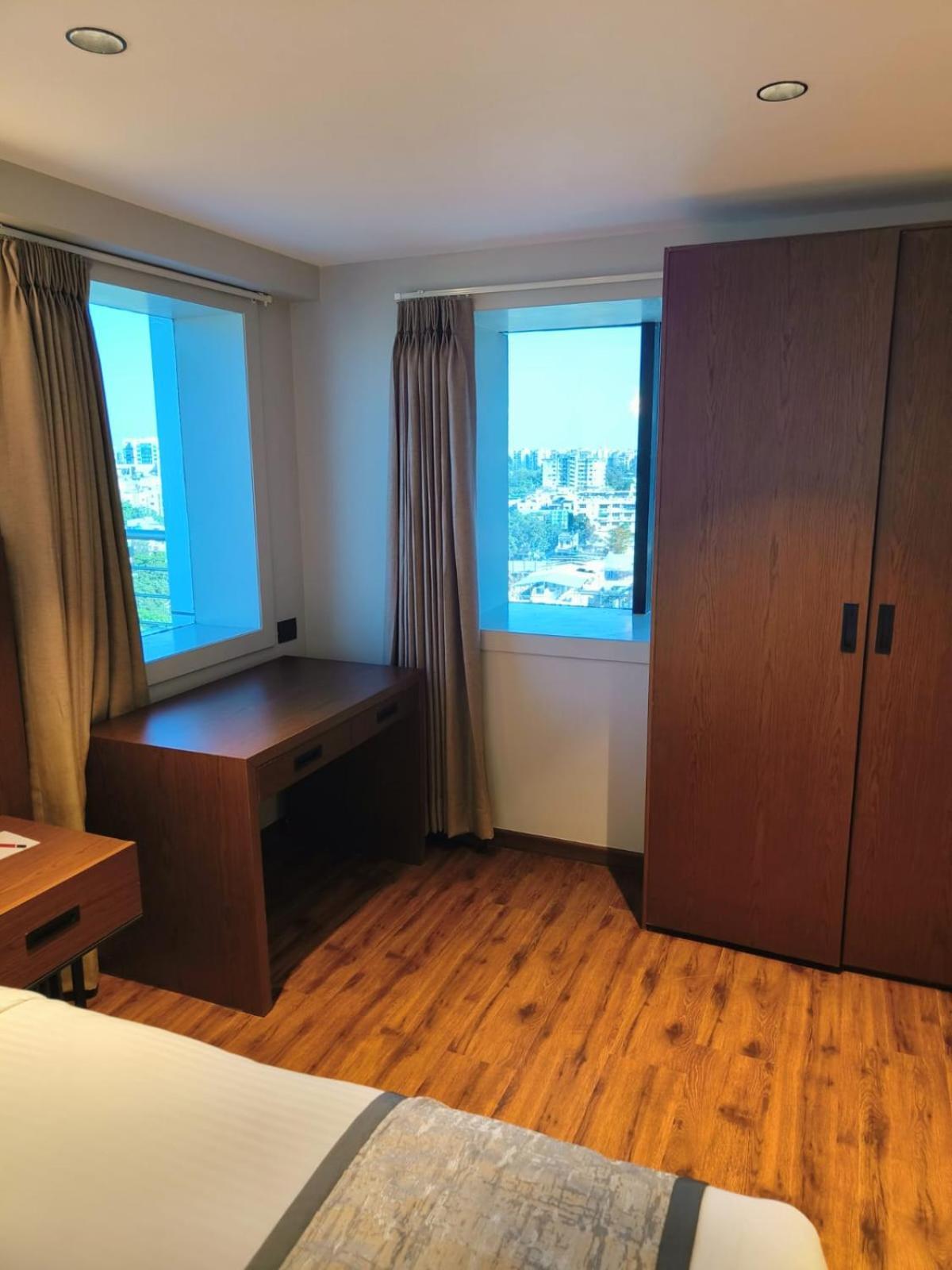 Ramee International Surat Hotel Luaran gambar