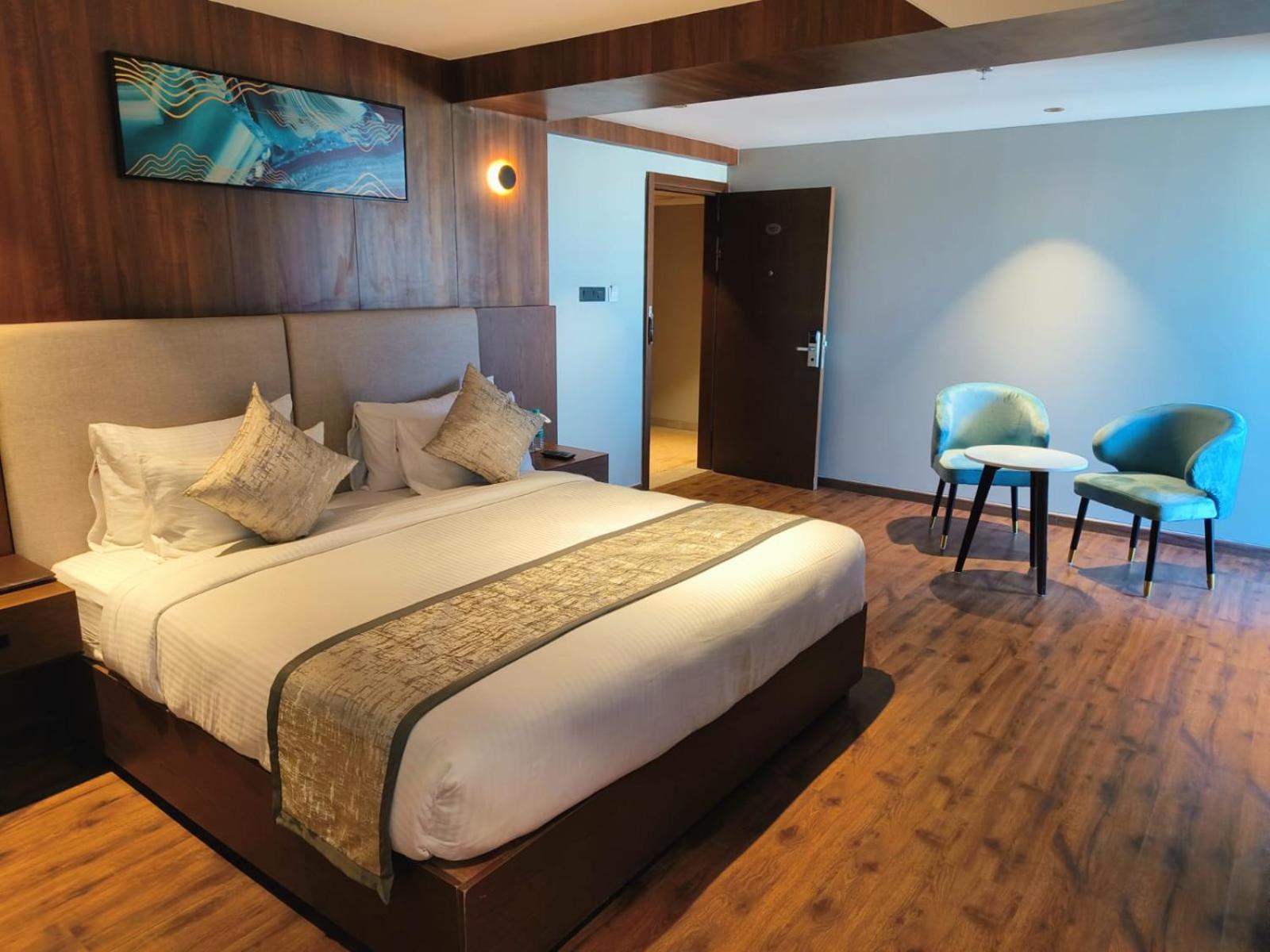 Ramee International Surat Hotel Luaran gambar